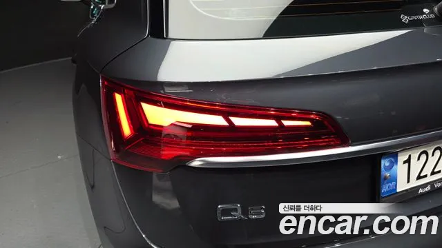 Audi Q5 FY — Фото автомобиля 8
