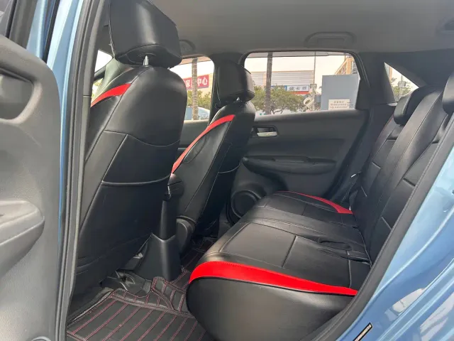 Honda Fit — Фото автомобиля 10