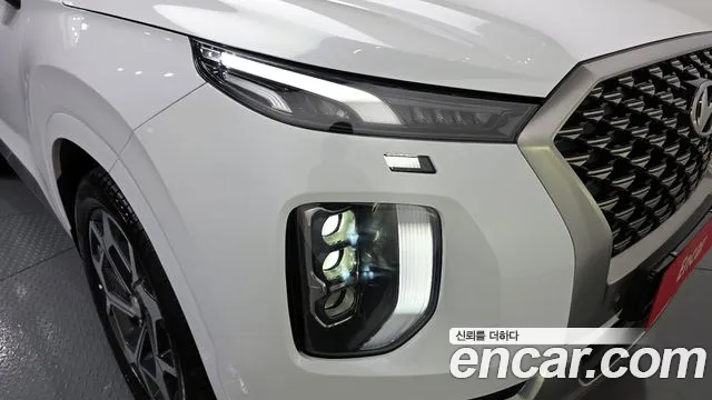 Hyundai Palisade Palisade Дизель 2.2 2WD — Фото автомобиля 21