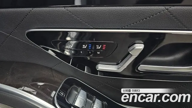 Mercedes-Benz S-Class — Фото автомобиля 16