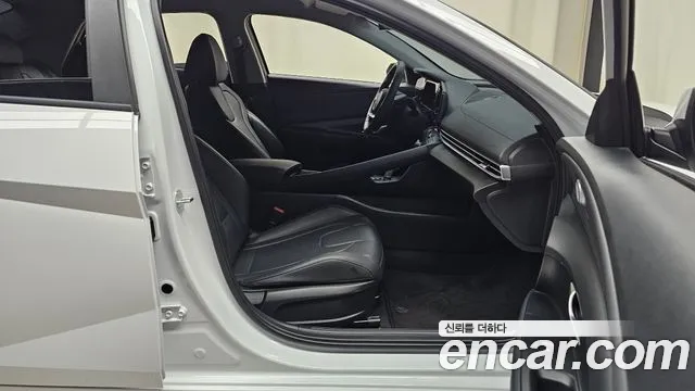 Hyundai Avante CN7 — Фото автомобиля 26