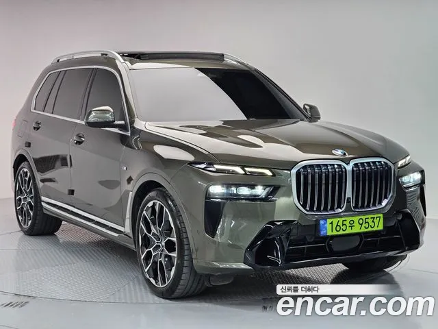 BMW X7 — Фото автомобиля 2