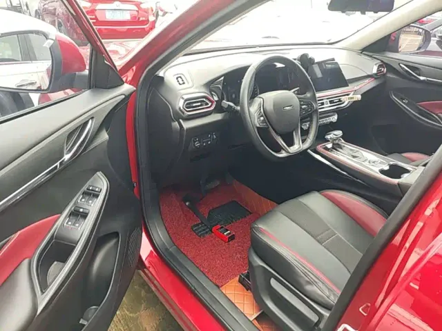 Changan Oushang X5 — Фото автомобиля 15