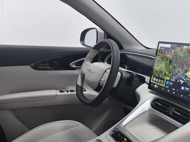 Geely Starry Wish — Фото автомобиля 22