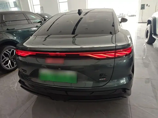 BYD Han L — Фото автомобиля 5