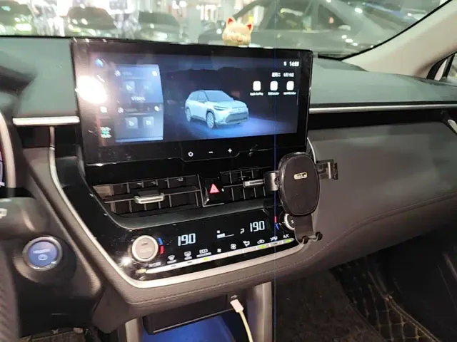 Toyota Frontlander — Фото автомобиля 12