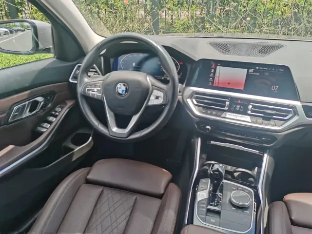 BMW 3 Series — Фото автомобиля 20