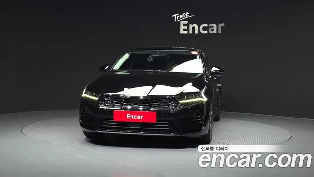 Kia K5 Signature — Фото автомобиля 3