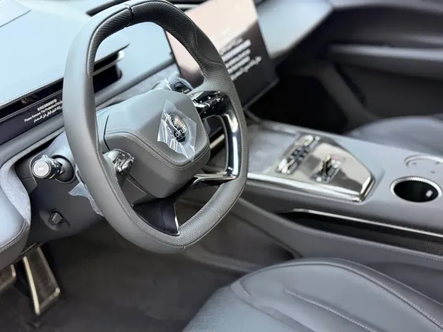 Lotus Emeya — Фото автомобиля 10
