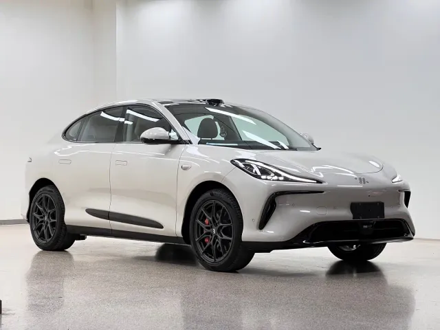 IM Motors LS6 — Фото автомобиля 3