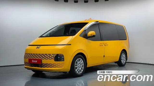 Фотография автомобиля — Hyundai Staria