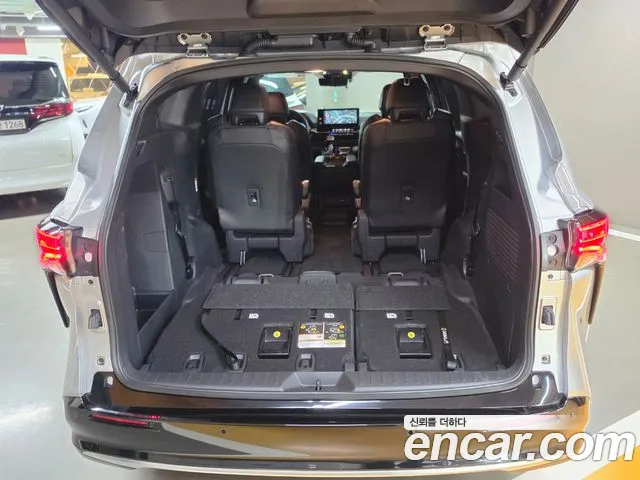 Toyota Sienna — Фото автомобиля 18