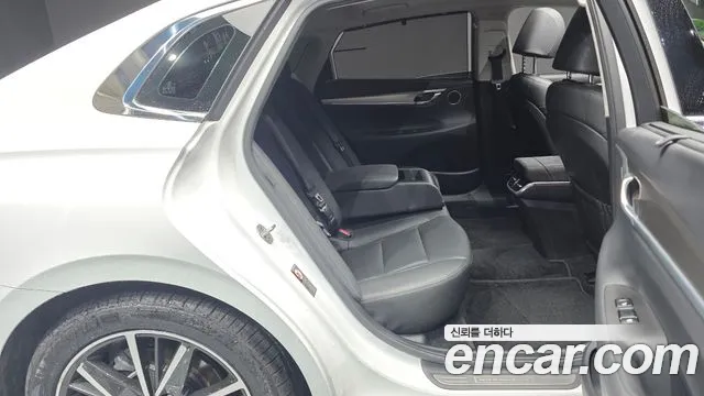Hyundai Grandeur Новый Grandeur IG — Фото автомобиля 11