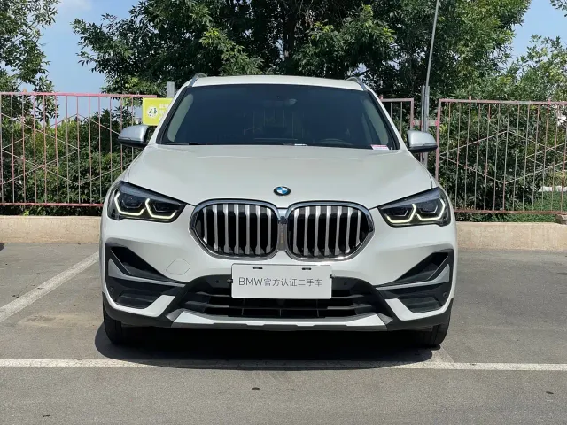 BMW X1 — Фото автомобиля 3