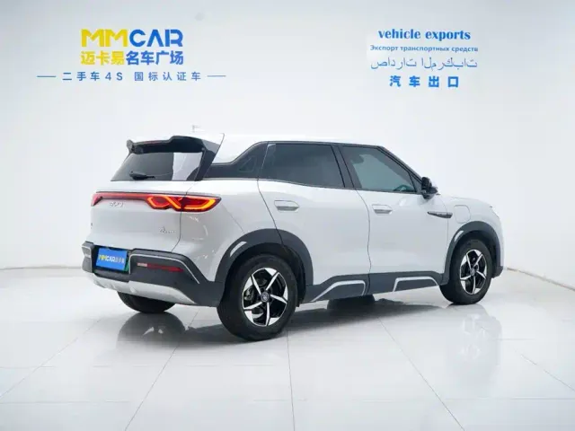 BYD Yuan UP — Фото автомобиля 3