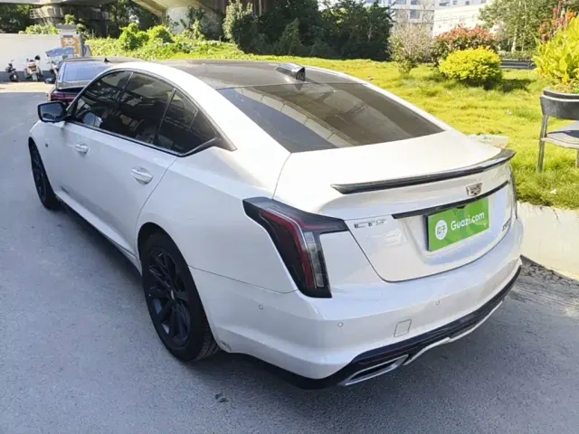 Cadillac CT5 — Фото автомобиля 4