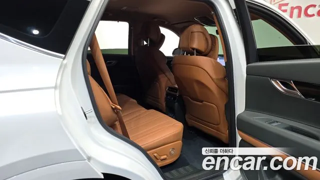 Genesis GV80 — Фото автомобиля 17