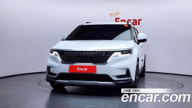 Kia Canival — Фото автомобиля 3