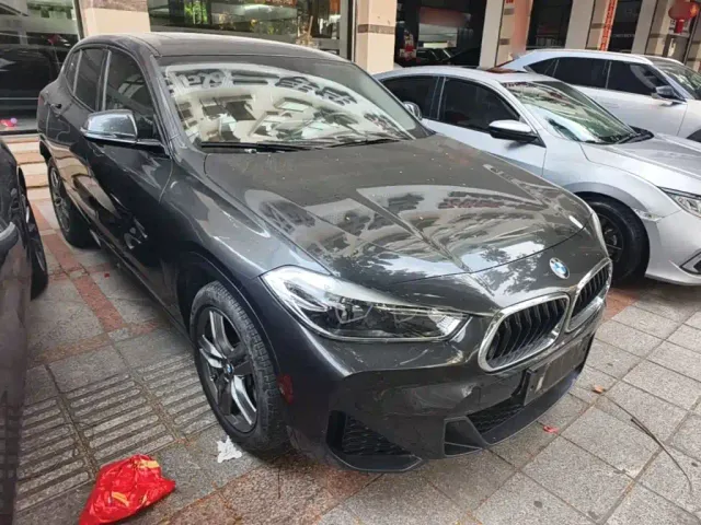 BMW X2 — Фото автомобиля 3