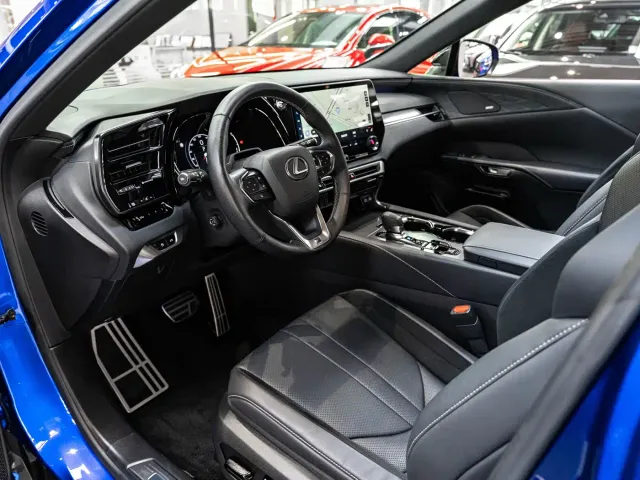 Lexus RX — Фото автомобиля 9