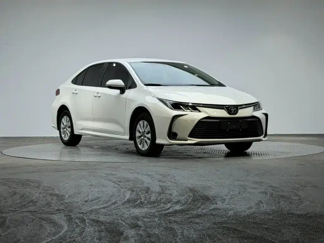Toyota Corolla — Фото автомобиля 7