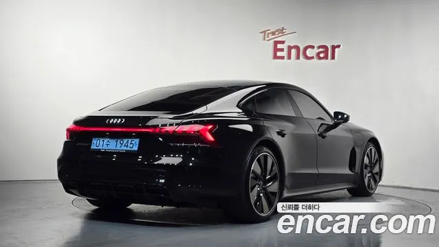 Audi e-tron GT — Фото автомобиля 2