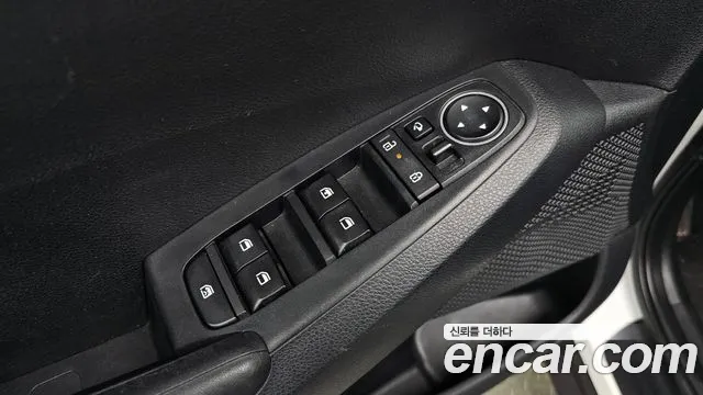 Kia Seltos New — Фото автомобиля 27