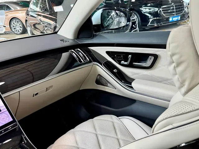 Mercedes-Benz Maybach S-Class — Фото автомобиля 20