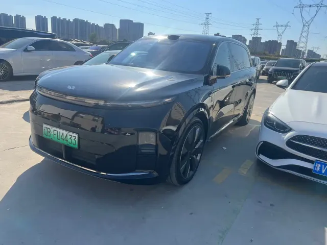 Li Auto L9 — Фото автомобиля 3