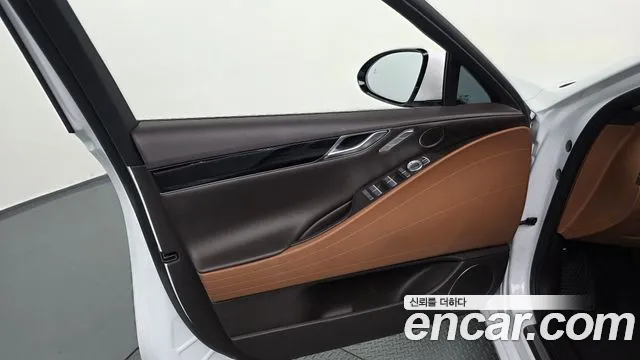 Genesis G80 Бензин 2.5 турбо AWD — Фото автомобиля 20