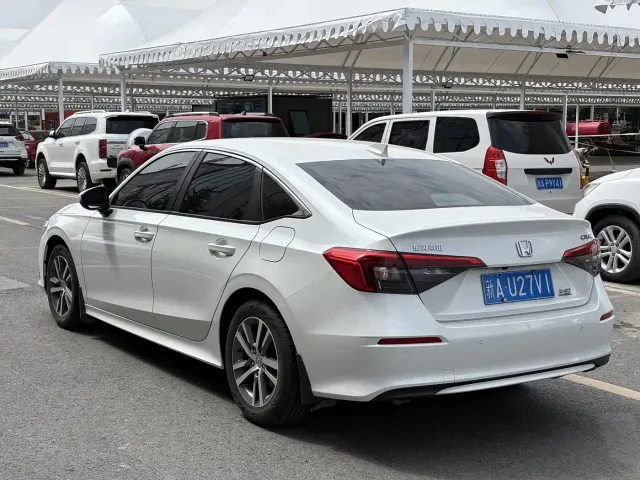 Honda Civic — Фото автомобиля 6