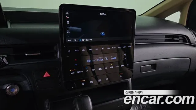 Hyundai Staria Staria 4WD Tourer 11 мест — Фото автомобиля 16