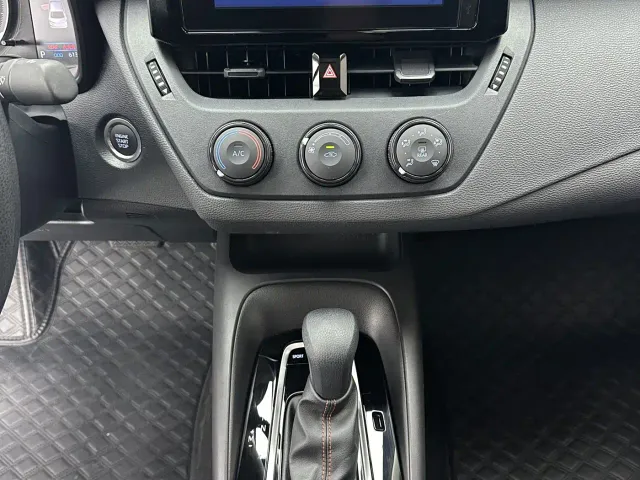 Toyota Corolla — Фото автомобиля 14