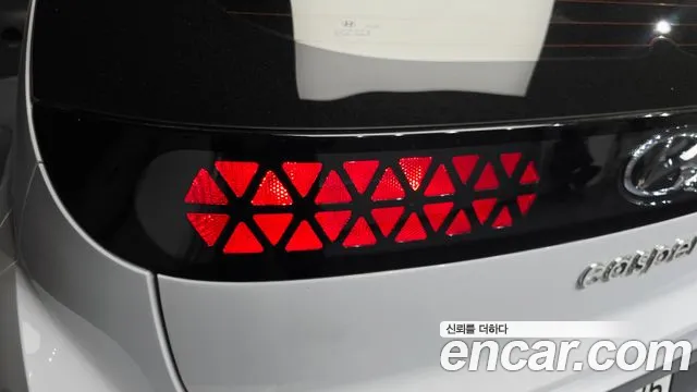 Hyundai Casper Casper Essential Light — Фото автомобиля 23