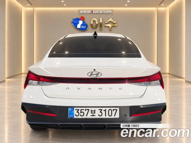 Hyundai Avante — Фото автомобиля 5