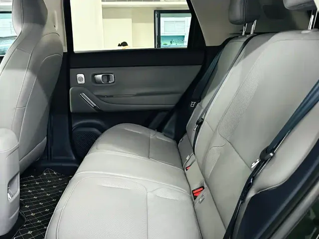 Leapmotor A10 — Фото автомобиля 9