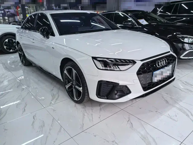 Audi A4L — Фото автомобиля 3