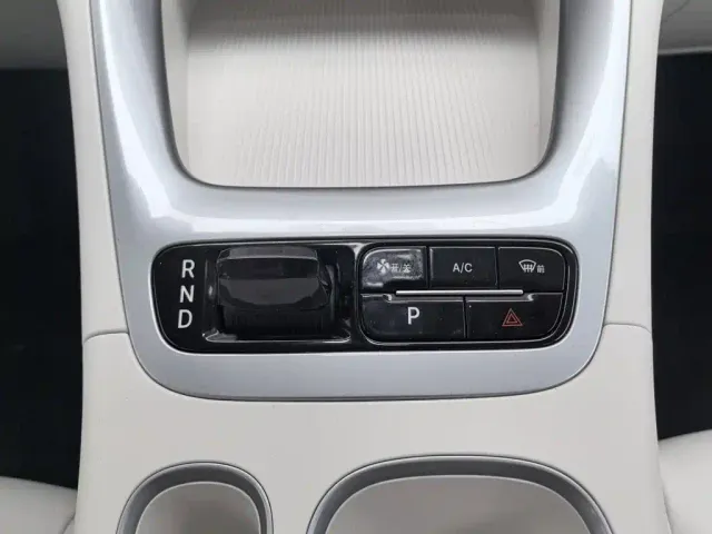 Geely Starry Wish — Фото автомобиля 13
