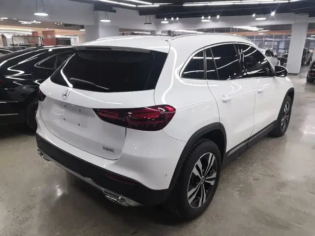 Mercedes-Benz GLA-Class — Фото автомобиля 3