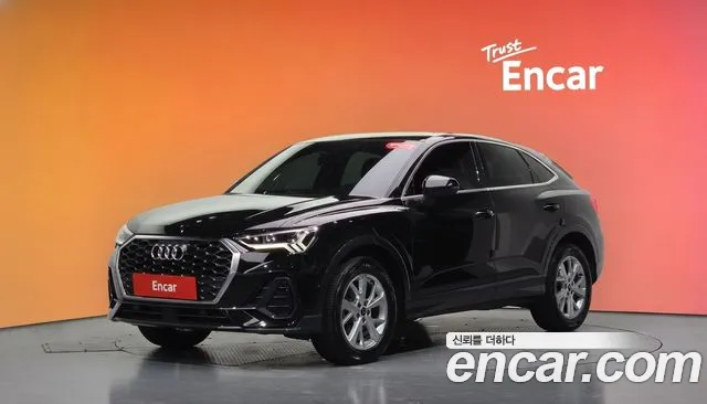 Фотография автомобиля — Audi Q3 F3