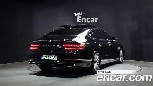 Genesis G80 Бензин 2.5 турбо AWD — Фото автомобиля 2