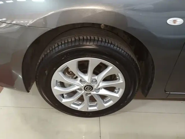 Nissan Sylphy — Фото автомобиля 22