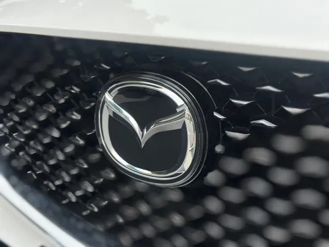 Mazda CX-30 — Фото автомобиля 16