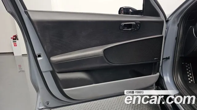 Hyundai Ioniq6 Long Range AWD — Фото автомобиля 20