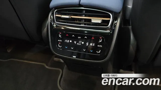 Mercedes-Benz EQS — Фото автомобиля 26