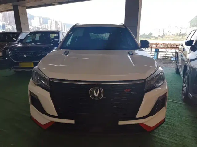 Changan CS75 — Фото автомобиля 2