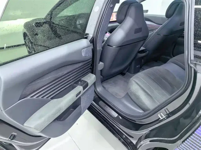 Audi E5 Sportback — Фото автомобиля 15