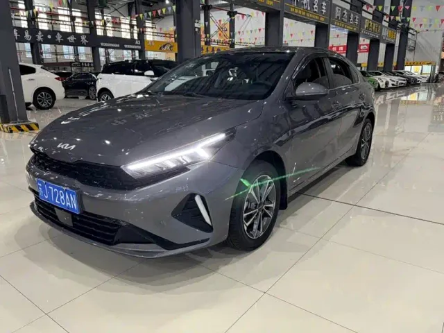Фотография автомобиля — Kia K3
