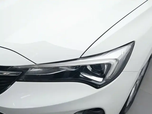 Buick Verano — Фото автомобиля 7
