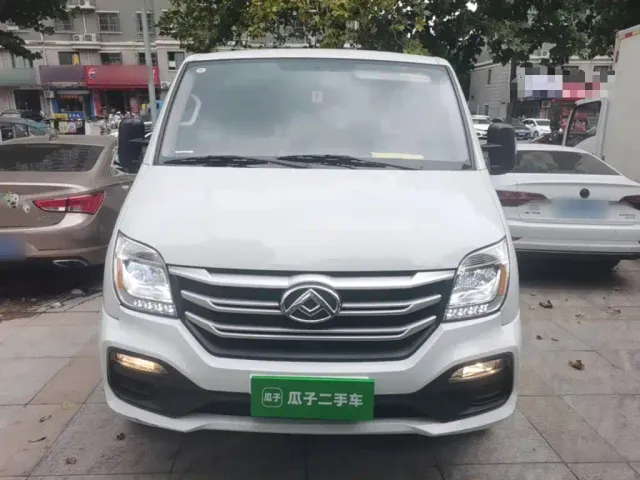 Maxus Xintu V80 — Фото автомобиля 2